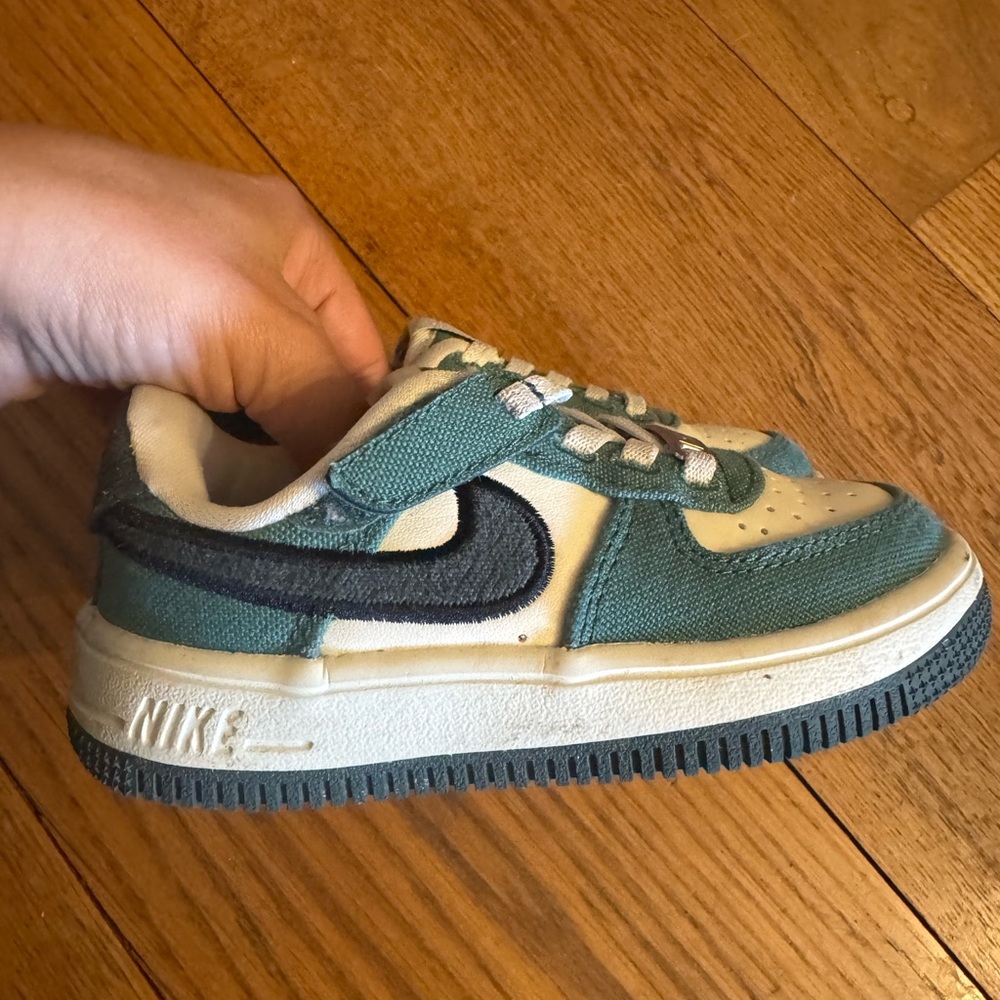 Nike Kids Sneakers Teal Green and White